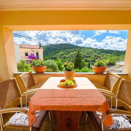 Bozena 1/4 Apartman *