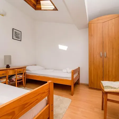 Bozena 1/4 Apartment